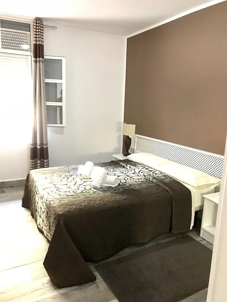 Hotel Pension Cassandra Buzanada