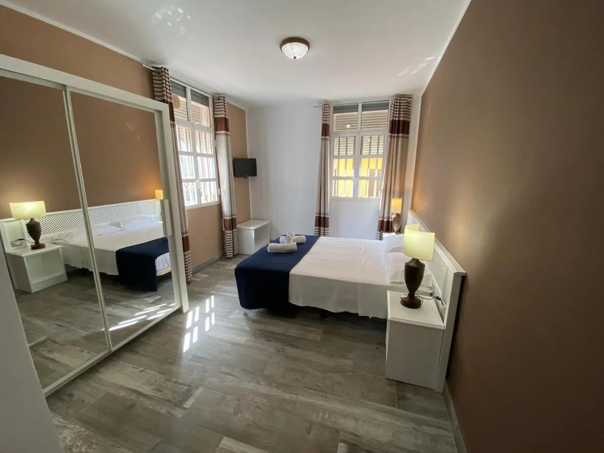 Hotel Pension Cassandra Бусанада