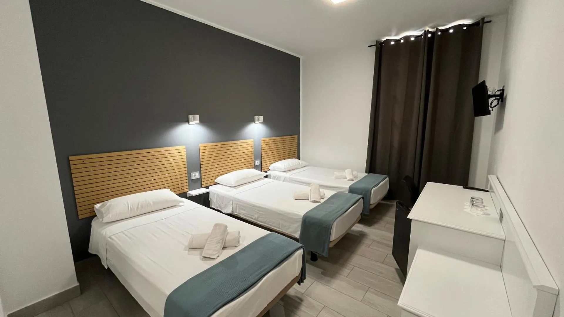 Hotel Pension Cassandra Бусанада